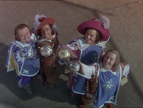 3-musketeers-4[1].png