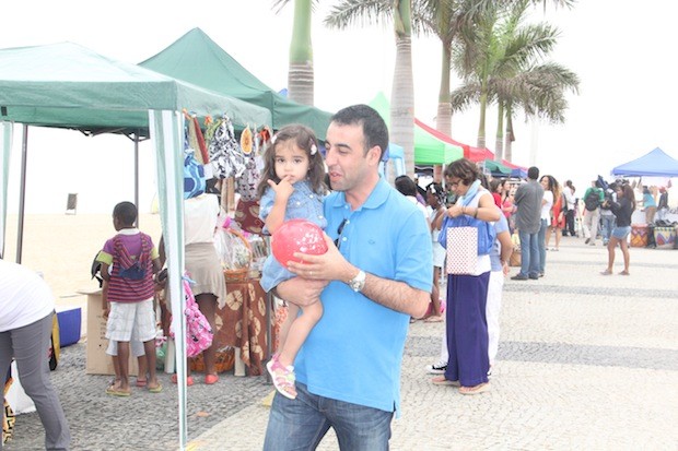 Feira de Artesanato Urbano SAPO Viajar Angola Armario Que Plancha La Ropa ~ Feira de Artesanato Urbano SAPO Viajar Angola